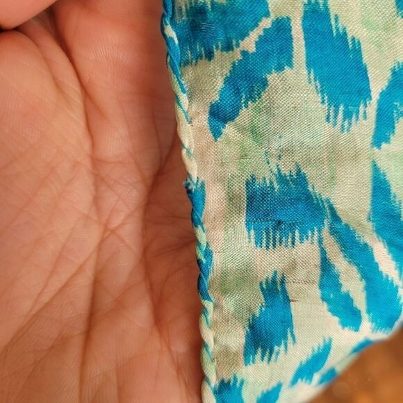 100% Silk Scarf Wrap Blue Leopard Animal Print - Picture 8 of 11